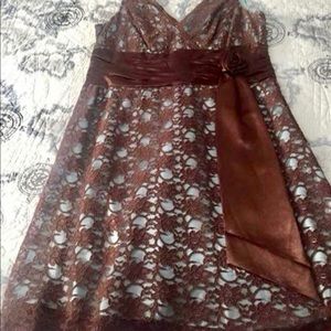 Dress-brown lace with blue lining